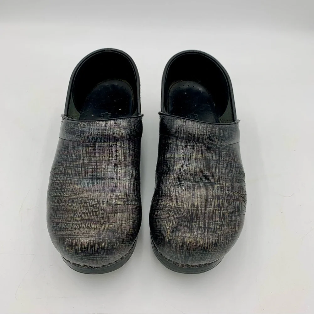 Dansko Clogs Women 7.5-8‎ EU 38 Black Linen Patent Leather Nursing Iridescent - Picture 3 of 11